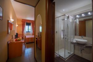 Koupelna v ubytování TH Cinisi - Florio Park Hotel