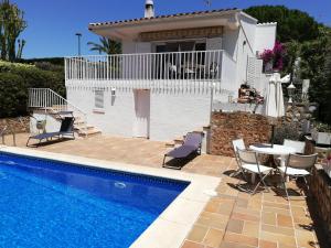Fotografie z fotogalerie ubytování Xalet a primera linea de mar v destinaci Calafat