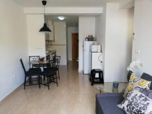 Kuchnia lub aneks kuchenny w obiekcie Spacious modern apartment in Los Alcazares very close to beach