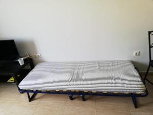 Łóżko lub łóżka w pokoju w obiekcie Spacious modern apartment in Los Alcazares very close to beach