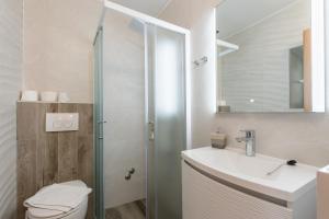 Koupelna v ubytování Apartments Vila DK
