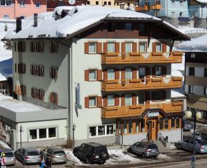 Zdjęcie z galerii obiektu Albergo Eden w mieście Passo del Tonale