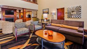 Gallery image of Best Western Plus Strawberry Inn & Suites in Knoxville