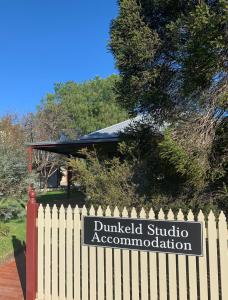 邓凯尔德Dunkeld Studio Accommodation的相册照片