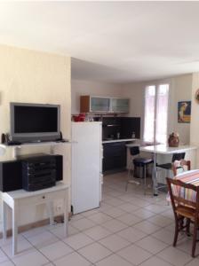 Kuchyň nebo kuchyňský kout v ubytování Maison du Charron