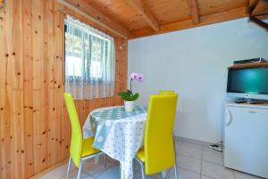 TV a/nebo společenská místnost v ubytování Apartment Mitar 1271