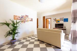 Posedenie v ubytovaní Residenza del Duca - Casteldaccia 2 camere
