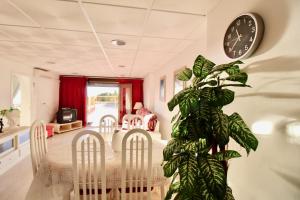 Posezení v ubytování Appartement Salou LOCARMAR - Toni Brusseles