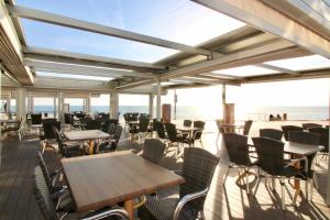 Restaurace v ubytování Appartement Salou LOCARMAR - Toni Brusseles