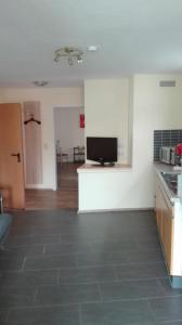 Kuchyň nebo kuchyňský kout v ubytování Hotel am Hindenburgplatz