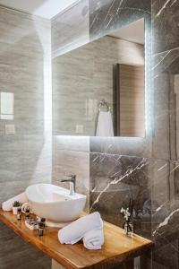 A bathroom at Ale&Ana studios
