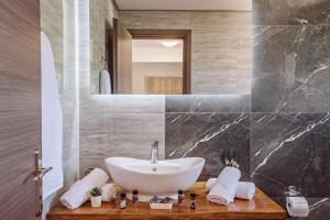 A bathroom at Ale&Ana studios