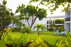 Gallery image of Coyaba Beach Resort in Saint Georgeʼs +40 photos