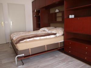 Katil atau katil-katil dalam bilik di Muttis Apartment