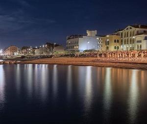 Gallery image of LONDON BY SEA in Porto Recanati