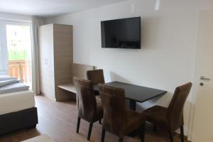 Telewizja i/lub zestaw kina domowego w obiekcie Apartment Elisa