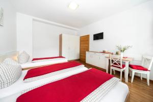 Postel nebo postele na pokoji v ubytování Pension Gschaider