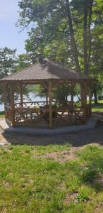 Vonkajšia záhrada v ubytovaní Resort Beach Nová Živohošť