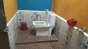Bilik mandi di Vamoose Sunakhari