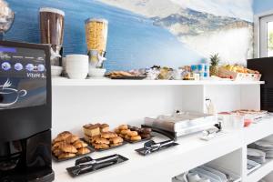 Imagem da galeria de Hostal Praia Madalena em Cedeira