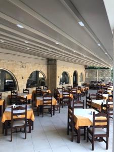 Restaurace v ubytování Karteros Hotel