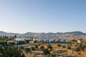 Gallery image of Deniz Airport Suites in Lefkosa Turk