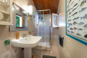 Koupelna v ubytování Chalet sul Trasimeno
