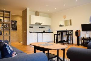 Η κουζίνα ή μικρή κουζίνα στο Roses apartament