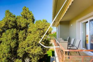 Balkón alebo terasa v ubytovaní Aristotelis Apartment Lakithra-Alexandra