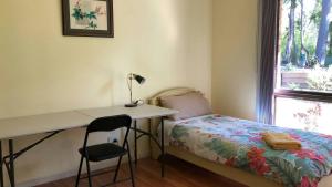 Springwood Meditation Centre 春木禪修渡假中心客房内的一张或多张床位