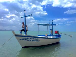 Gallery image of Dolphin Bay Beach Resort in Sam Roi Yot