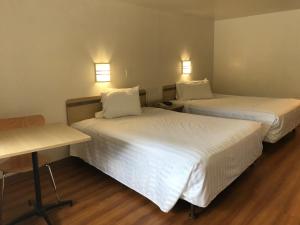 Afbeelding uit fotogalerij van Travelodge by Wyndham Fayetteville in Fayetteville +7 foto's