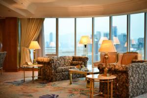 Posezení v ubytování Regal Hongkong Hotel