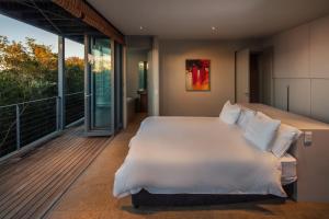 Gallery image of Oubaai Villa by Raw Africa Collection in Herolds Bay