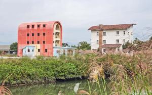 Το κτήριο όπου στεγάζεται  το bed & breakfast