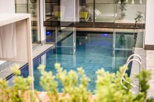 Bassein majutusasutuses Hotel Clara või selle lähedal