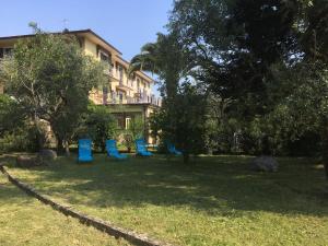 Vonkajšia záhrada v ubytovaní La terrazza sugli ulivi