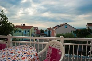 Balkón alebo terasa v ubytovaní Apartments and Rooms Njivice