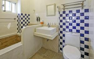 Ένα μπάνιο στο Remis villa