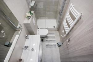 Koupelna v ubytování D&D Suites in Split Centre