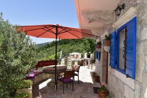 Balkón alebo terasa v ubytovaní Villa Pina in Makarska, private pool