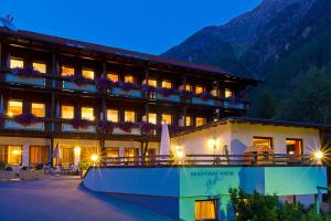 Gallery image of Hotel Garni Hainbacherhof in Sölden