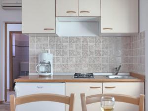 Apartment Ulika by Interhome tesisinde mutfak veya mini mutfak