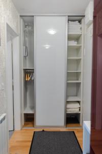Kuchyň nebo kuchyňský kout v ubytování Calla apartment Zagreb - NOVI APARTMAN, GARAŽA, VIDEO NADZOR
