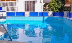 Bazén v ubytování Cleopatra Golden Beach Hotel nebo v jeho okolí
