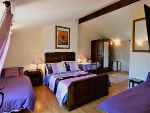 Postel nebo postele na pokoji v ubytování L'Ancien Presbytère Chambres D'hote ou Gite + 37 fotografií