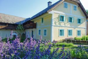 Vonkajšia záhrada v ubytovaní Homutův statek