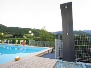 Bazén v ubytování Hotel Ristorante Tre Lanterne & SPA nebo v jeho okolí