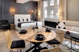 Posezení v ubytování Hôtel des Ducs