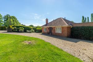 The building where the vacation home is located 